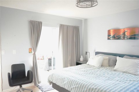 Condo in Sun City Center, Florida, 2 bedrooms  № 1718572 - photo 13