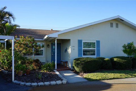 Condo in Sun City Center, Florida, 2 bedrooms  № 1718572 - photo 1
