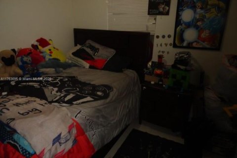 Casa en venta en Miami, Florida, 4 dormitorios, 136.94 m2 № 1983632 - foto 26