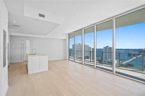 Condo in Miami, Florida, 3 bedrooms  № 2391744 - photo 4