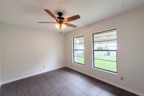 Villa ou maison à vendre à Valrico, Floride: 3 chambres, 123 m2 № 2415032 - photo 14