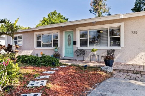 Casa en venta en Saint Petersburg, Florida, 4 dormitorios, 152.36 m2 № 1643124 - foto 2