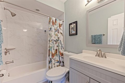 Casa en venta en Saint Petersburg, Florida, 4 dormitorios, 152.36 m2 № 1643124 - foto 25