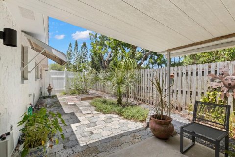 House in Largo, Florida 1 bedroom, 76.64 sq.m. № 1785053 - photo 18