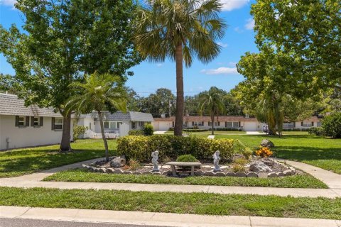 House in Largo, Florida 1 bedroom, 76.64 sq.m. № 1785053 - photo 26