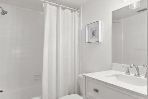 House in Largo, Florida 1 bedroom, 76.64 sq.m. № 1785053 - photo 24