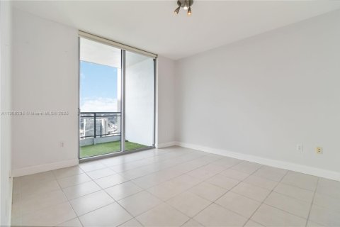 Снять в аренду кондоминиум в Майами, Флорида 2 спальни, 100.24м2, № 1957053 - фото 4
