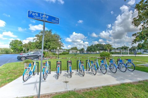 Condo in Tampa, Florida, 2 bedrooms  № 2379733 - photo 30
