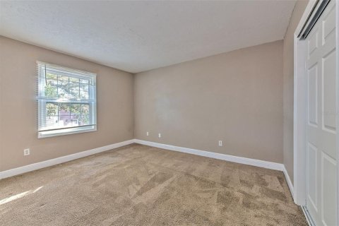 Condo in Tampa, Florida, 2 bedrooms  № 2379733 - photo 16