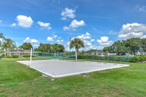 Condo in Tampa, Florida, 2 bedrooms  № 2379733 - photo 28