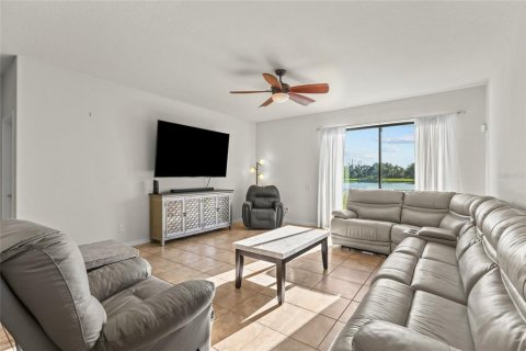 Villa ou maison à vendre à Parrish, Floride: 3 chambres, 183.76 m2 № 2299833 - photo 13
