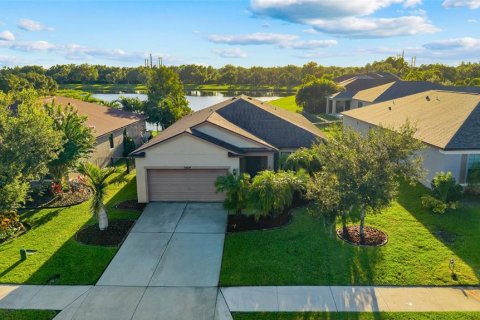House in Parrish, Florida 3 bedrooms, 183.76 sq.m. № 2299833