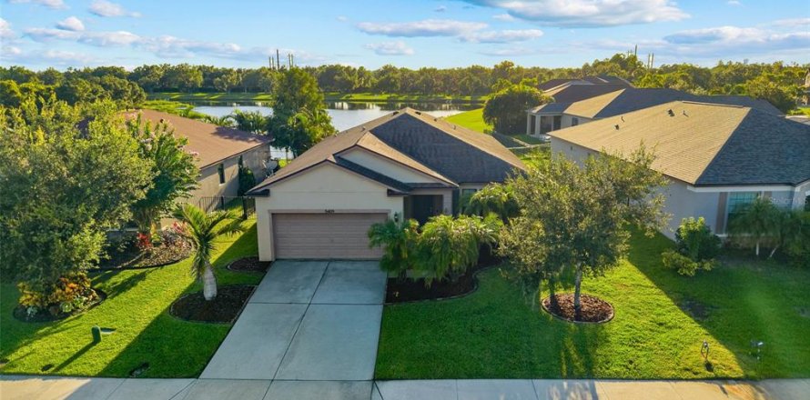 Villa ou maison à Parrish, Floride 3 chambres, 183.76 m2 № 2299833