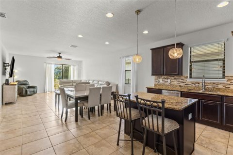 Villa ou maison à vendre à Parrish, Floride: 3 chambres, 183.76 m2 № 2299833 - photo 4