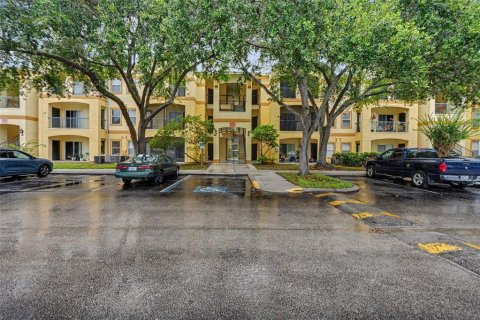 Condo in Tampa, Florida, 1 bedroom № 2201741