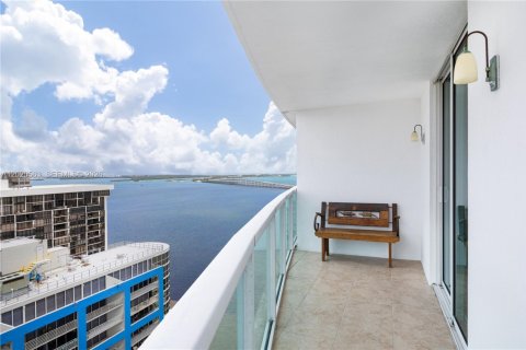 Condominio en venta en Miami, Florida, 1 dormitorio, 73.49 m2 № 2154882 - foto 2
