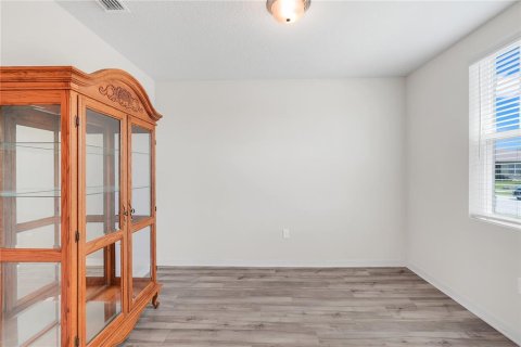 Casa en venta en Haines City, Florida, 4 dormitorios, 219.62 m2 № 1831211 - foto 5