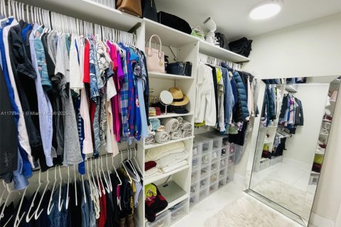 Condominio en venta en Miami, Florida, 2 dormitorios, 80.82 m2 № 1699919 - foto 8