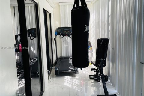 Condominio en venta en Miami, Florida, 2 dormitorios, 80.82 m2 № 1699919 - foto 13