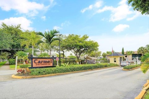 Condominio en venta en Miami, Florida, 2 dormitorios, 80.82 m2 № 1699919 - foto 15