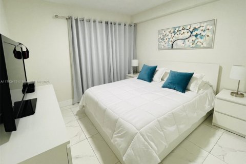 Condominio en venta en Miami, Florida, 2 dormitorios, 80.82 m2 № 1699919 - foto 9