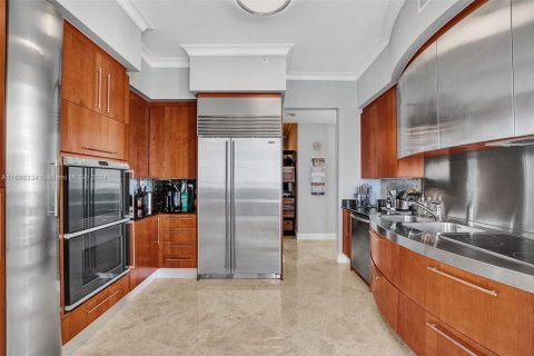 Купить кондоминиум в Санни-Айлс-Бич, Флорида 3 спальни, 226.22м2, № 1950699 - фото 26