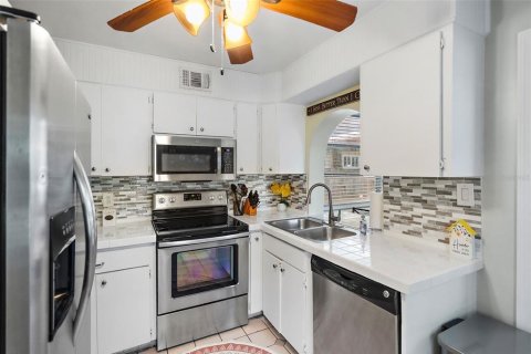 Villa ou maison à vendre à Saint Petersburg, Floride: 2 chambres, 71.35 m2 № 1908268 - photo 7
