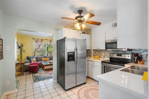 Villa ou maison à vendre à Saint Petersburg, Floride: 2 chambres, 71.35 m2 № 1908268 - photo 6