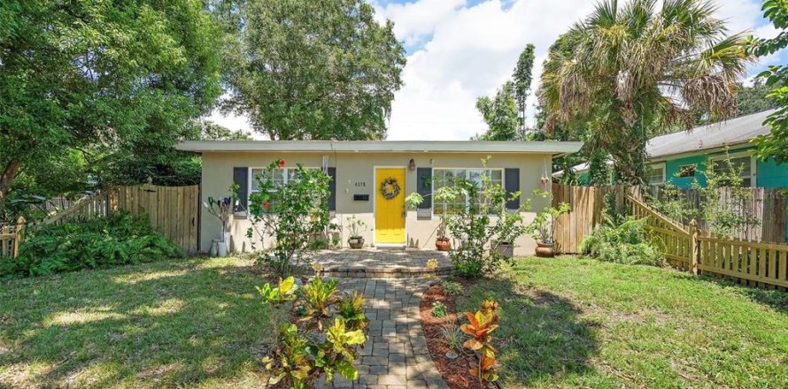 Villa ou maison à Saint Petersburg, Floride 2 chambres, 71.35 m2 № 1908268
