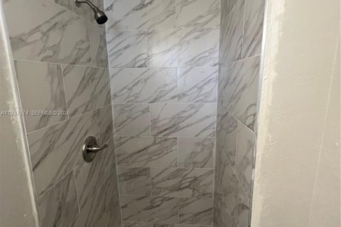 Casa en venta en Oakland Park, Florida, 3 dormitorios, 106.28 m2 № 2053485 - foto 9