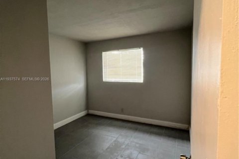 Casa en venta en Oakland Park, Florida, 3 dormitorios, 106.28 m2 № 2053485 - foto 12