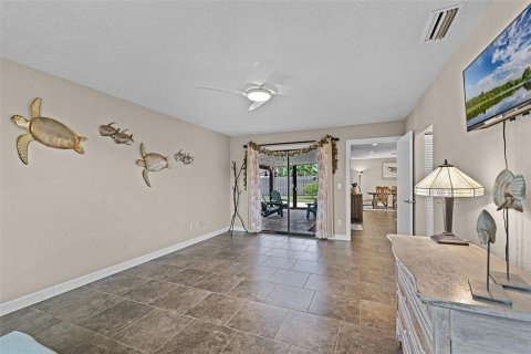 House in Ormond Beach, Florida 3 bedrooms, 143.72 sq.m. № 1822520 - photo 22