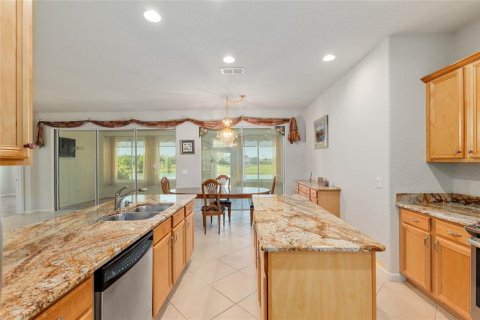 House in Ocala, Florida 3 bedrooms, 197.14 sq.m. № 1741111 - photo 14