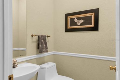 Casa en venta en Kissimmee, Florida, 6 dormitorios, 432.37 m2 № 2114200 - foto 27