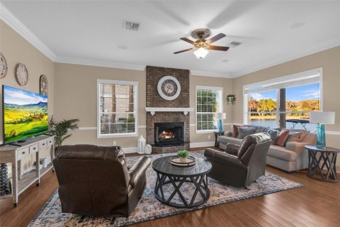 Casa en venta en Kissimmee, Florida, 6 dormitorios, 432.37 m2 № 2114200 - foto 10