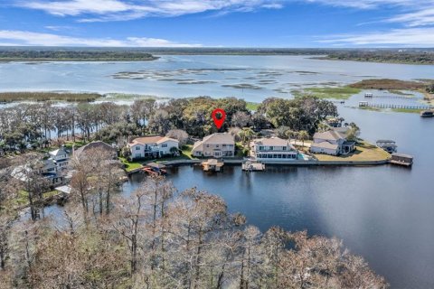 Casa en venta en Kissimmee, Florida, 6 dormitorios, 432.37 m2 № 2114200 - foto 2