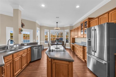 Casa en venta en Kissimmee, Florida, 6 dormitorios, 432.37 m2 № 2114200 - foto 16