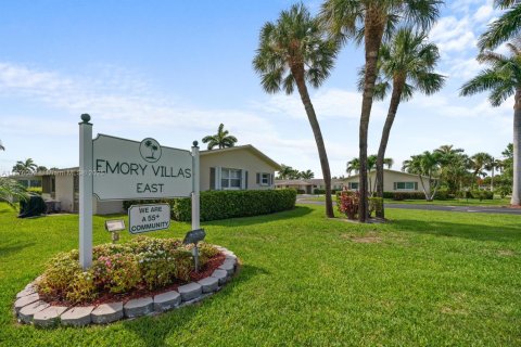 Condo in West Palm Beach, Florida, 1 bedroom  № 1926913 - photo 6