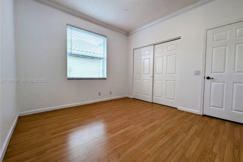 Casa en alquiler en Weston, Florida, 4 dormitorios, 257.99 m2 № 1993503 - foto 15