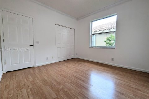 Casa en alquiler en Weston, Florida, 4 dormitorios, 257.99 m2 № 1993503 - foto 17