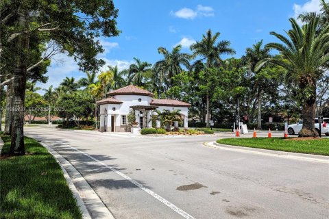 Casa en alquiler en Weston, Florida, 4 dormitorios, 257.99 m2 № 1993503 - foto 21