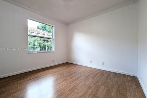 Casa en alquiler en Weston, Florida, 4 dormitorios, 257.99 m2 № 1993503 - foto 16