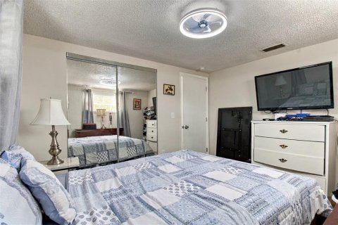 Villa ou maison à vendre à Port Richey, Floride: 4 chambres, 144.93 m2 № 2436736 - photo 20