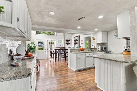 Villa ou maison à vendre à Port Richey, Floride: 4 chambres, 144.93 m2 № 2436736 - photo 9