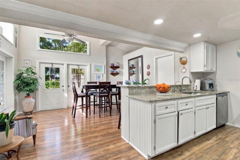 Villa ou maison à vendre à Port Richey, Floride: 4 chambres, 144.93 m2 № 2436736 - photo 11