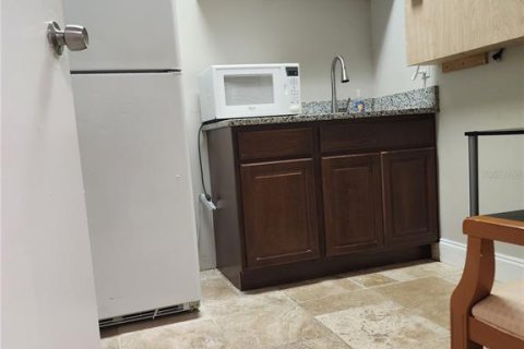 Commercial property in Lake Mary, Florida 119.01 sq.m. № 2237723 - photo 14