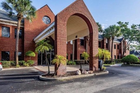 Commercial property in Lake Mary, Florida 119.01 sq.m. № 2237723