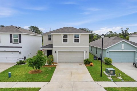 Villa ou maison à vendre à Bradenton, Floride: 4 chambres, 208.84 m2 № 2219603 - photo 2