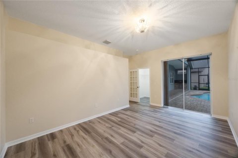 House in Tampa, Florida 5 bedrooms, 282.79 sq.m. № 1558154 - photo 18