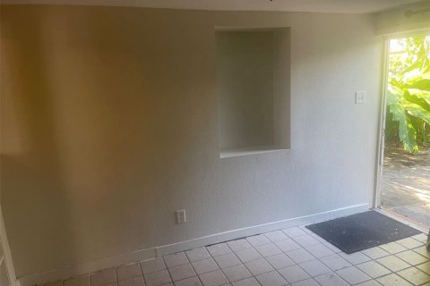 Appartement à louer à Saint Petersburg, Floride: 2 chambres, 61.32 m2 № 2156512 - photo 3